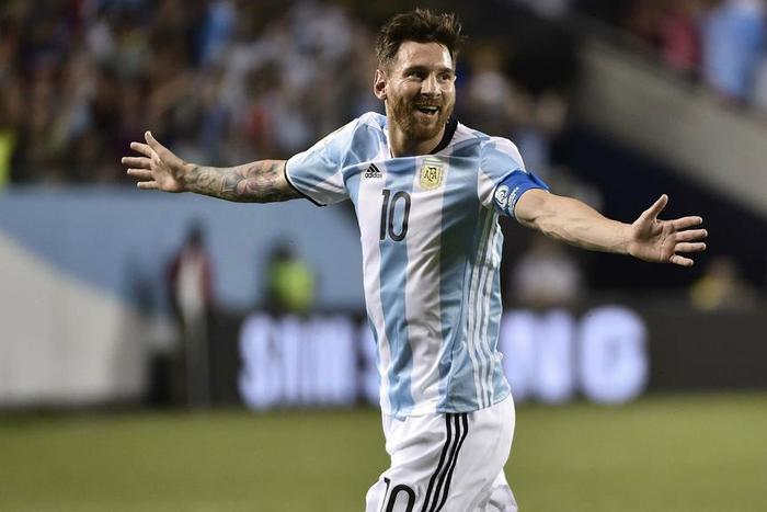 ___5137138___https:______static.pulse.com.gh___webservice___escenic___binary___5137138___2016___6___11___12___lionelmessi-cropped_1cw5sikslzm6w1jvml9lphvesz_2