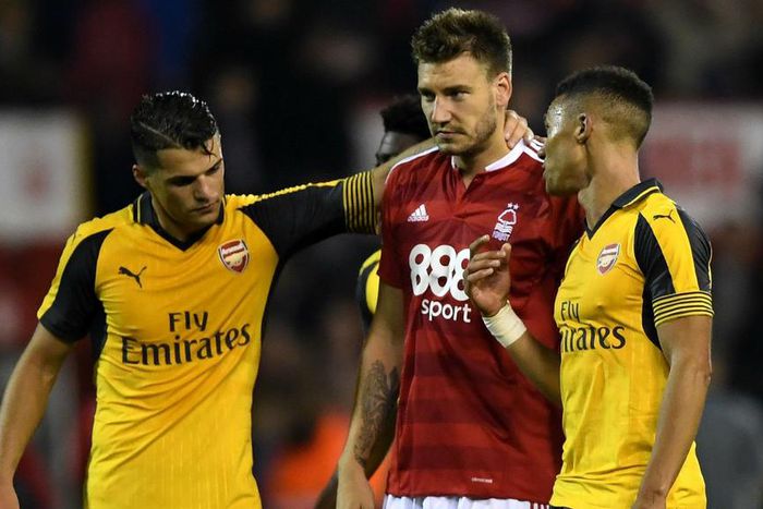 ___5513269___https:______static.pulse.com.gh___webservice___escenic___binary___5513269___2016___9___21___8___bendtner-cropped_mpbd0e1uvdmm1owffeykimikv_2