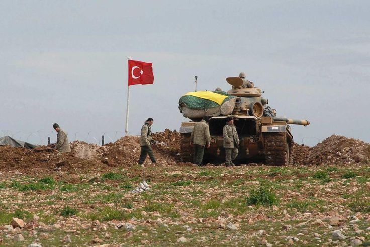 Turkish tanks cross border into Syria - military sources