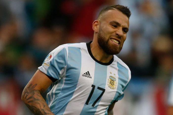 ___5463652___https:______static.pulse.com.gh___webservice___escenic___binary___5463652___2016___9___7___9___nicolasotamendi-cropped_1mh9g8h8c4yzc1nm7m0pce320i