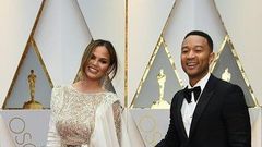 John Legend, Chrissy Teigen on the Oscars 2017 red carpet