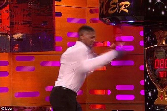 ___6816059___https:______static.pulse.com.gh___webservice___escenic___binary___6816059___2017___6___10___19___414EFC7500000578-4591486-image-a-33_1497108997005