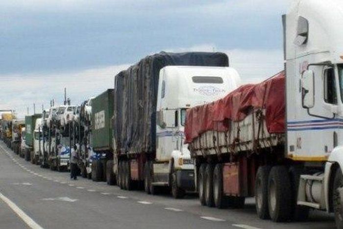 ___6263309___https:______static.pulse.com.gh___webservice___escenic___binary___6263309___2017___2___22___12___83536381_truck_afp-620x330