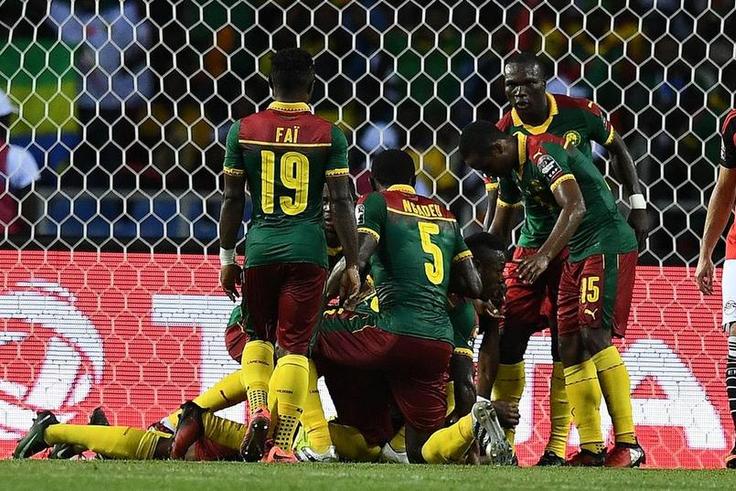 ___6173141___https:______static.pulse.com.gh___webservice___escenic___binary___6173141___2017___2___5___21___Egypts-goalkeeper-Essam-El-Hadary-R-l_1