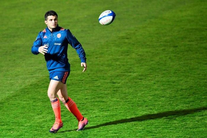 France's French fullback Brice Dulin takes part in a training session on November 25, 2016 in Marcoussis, south of Paris, on the eve of the rugby union Test match against New Zealand