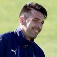 ___5122496___https:______static.pulse.com.gh___webservice___escenic___binary___5122496___2016___6___7___17___gianluigi-buffon-cropped_1298ctyeaflll12tjlsouwuh4q