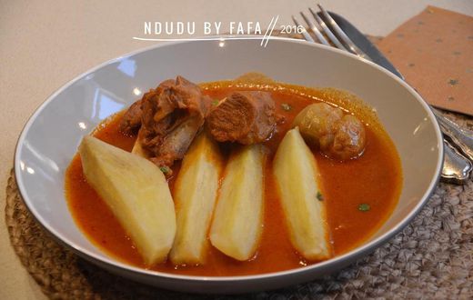 Mutton light soup and boiled potatoes (ndudu by fafa)