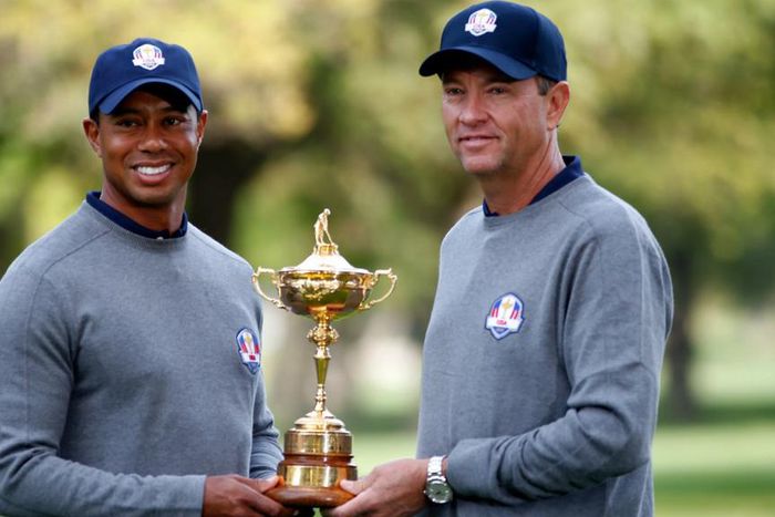 ___4211515___https:______static.pulse.com.gh___webservice___escenic___binary___4211515___2016___5___1___10___tiger-woods-davis-love-iii-cropped_13ymln2hrkzt10plv3tuqooym