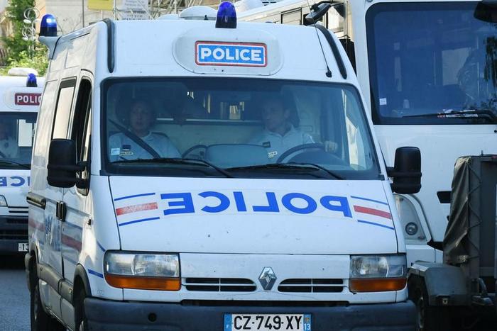 ___5159502___https:______static.pulse.com.gh___webservice___escenic___binary___5159502___2016___6___17___3___policecropped_tsmxizhg5pc818drlicjibmut