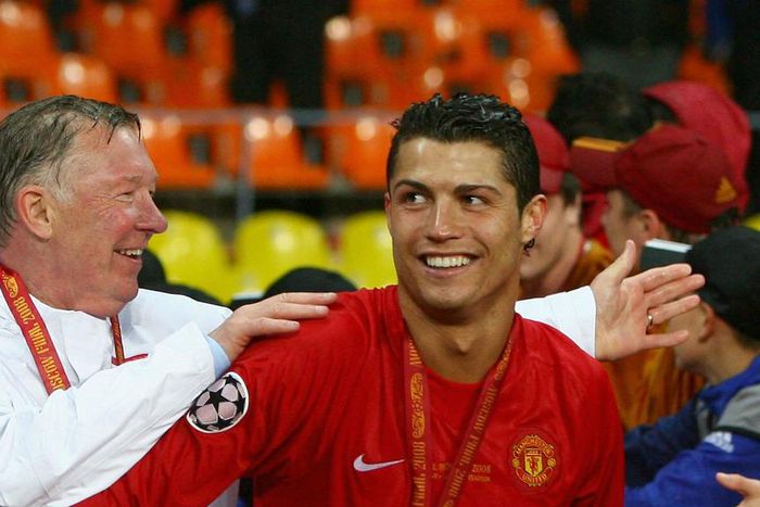 ___5642492___https:______static.pulse.com.gh___webservice___escenic___binary___5642492___2016___10___22___17___alexfergusoncristianoronaldo-cropped_occmwhivzdn51n7sp9fcvxsu4