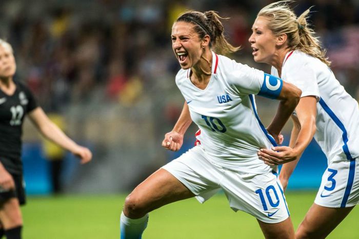 ___5339284___https:______static.pulse.com.gh___webservice___escenic___binary___5339284___2016___8___4___11___carlilloyd-cropped_yrioiwt17sjx1ndsomct1ymig