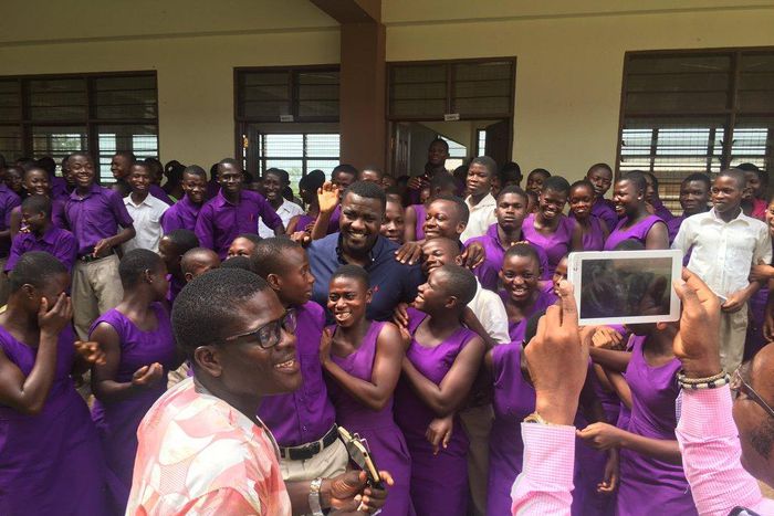 Dumelo says he donated over 100 sets to the school and not the 6 being reported and shown in the now viral photo.
