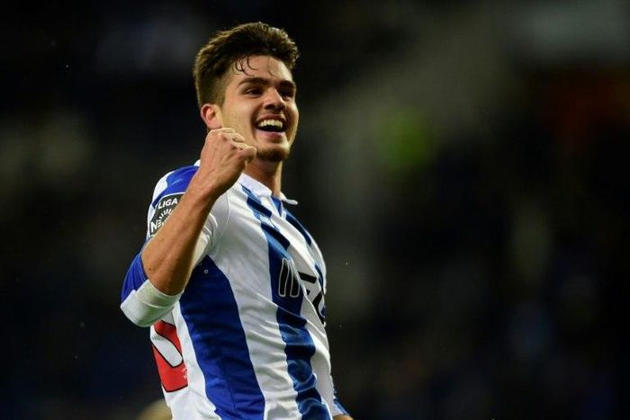 Andre Silva, often described as the "the new Cristiano Ronaldo", was shown on his way to undergo a medical in Milan