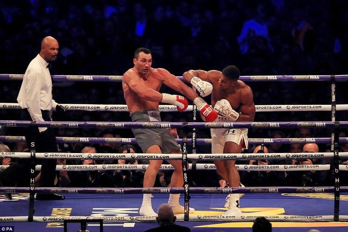 ___6603549___https:______static.pulse.com.gh___webservice___escenic___binary___6603549___2017___4___30___0___3FC1297500000578-4459000-image-a-45_1493501096474