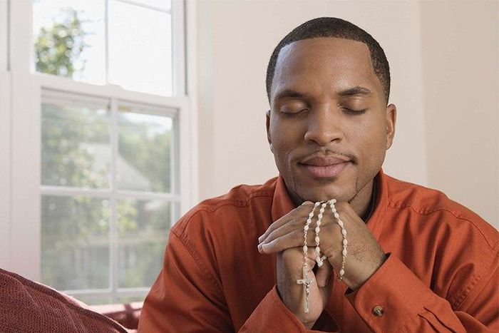 There are various types of fasting including water fast and fruit fast. Whichever type of fast you choose, you must make sure you are well-informed about it before indulging in it.