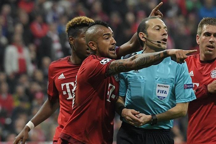 ___4996684___https:______static.pulse.com.gh___webservice___escenic___binary___4996684___2016___5___5___0___arturo-vidal-cropped_17at36kklqmad1vx5sh30hurb6