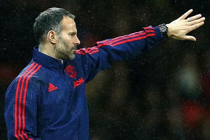 ___5219442___https:______static.pulse.com.gh___webservice___escenic___binary___5219442___2016___7___2___19___giggs-cropped_wxy5saztiw7b1j0di388c1z30