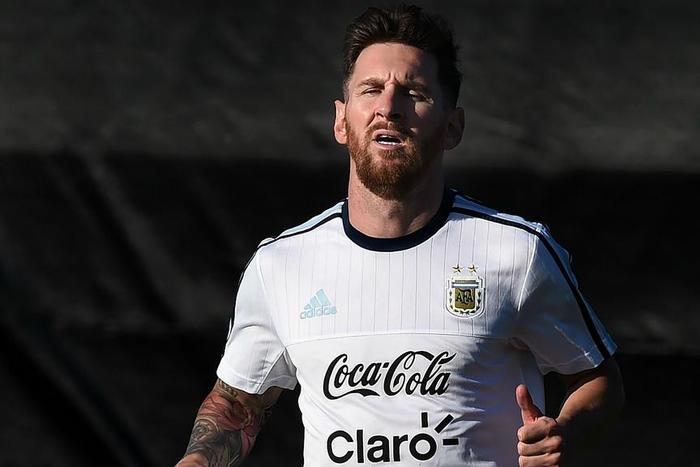 ___5120458___https:______static.pulse.com.gh___webservice___escenic___binary___5120458___2016___6___7___10___lionelmessi-cropped_zhbd7dpe412l1e0p262u37vmg_2