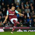 West Ham United playmaker Dimitri Payet is trying to engineer a return to Marseille and has been training with West Ham's Under-23 squad this week
