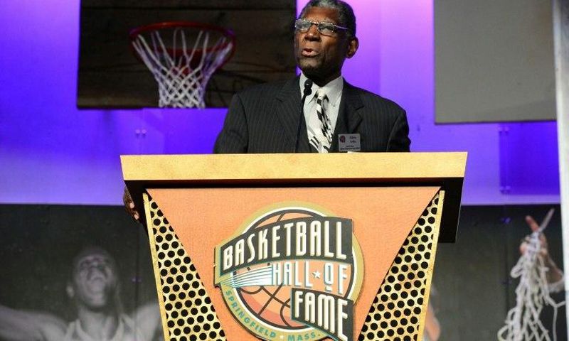 Retired former NBA coaches Al Attles (seen here) and Hubie Brown have won National Basketball Coaches Association Lifetime Achievement Awards