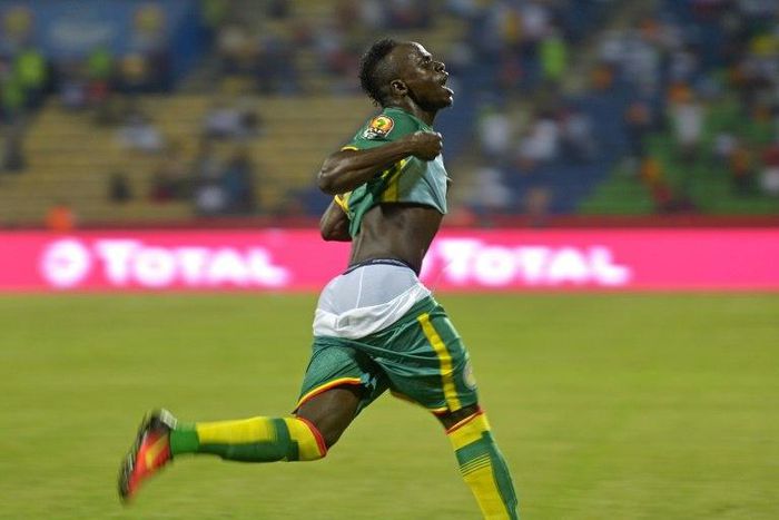 Senegal's forward Sadio Mane celebrates after scoring a goal during the 2017 Africa Cup of Nations group B football match between Tunisia and Senegal in Franceville on January 15, 2017