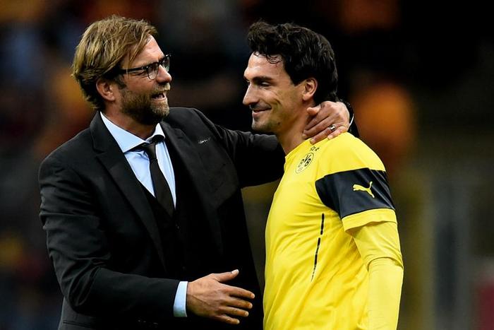 ___4850927___https:______static.pulse.com.gh___webservice___escenic___binary___4850927___2016___7___1___15___jurgen-klopp-mats-hummels-cropped_llw172qckjyz1g4iuzvtr1qjo_2