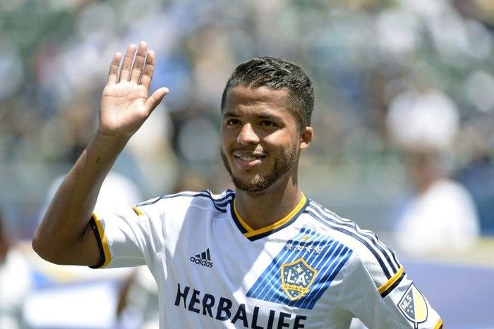 Giovani Dos Santos scored a header to lift the Los Angeles Galaxy over the Colorado Rapids