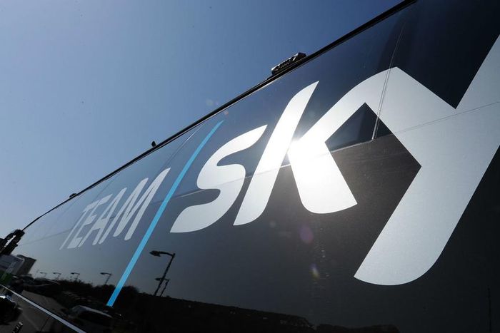 ___5471004___https:______static.pulse.com.gh___webservice___escenic___binary___5471004___2016___9___8___19___teamskycoachcropped_14hvegzp7vvv1kn6e8kcdo7nj_2