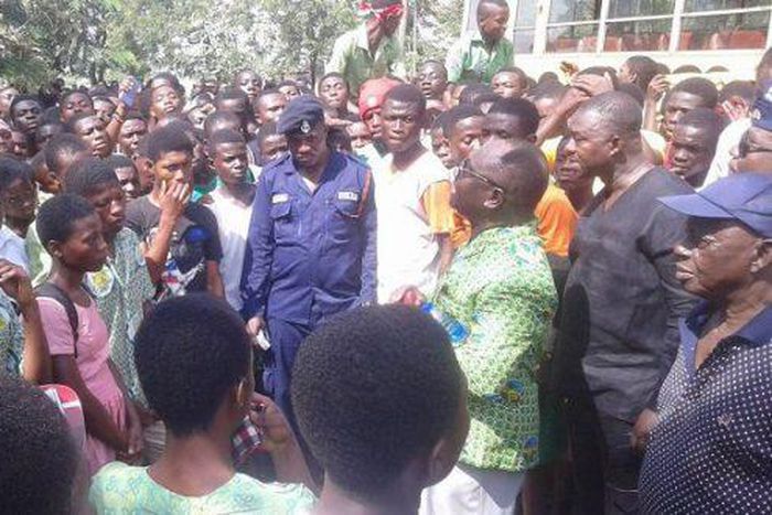 ___5878277___https:______static.pulse.com.gh___webservice___escenic___binary___5878277___2016___12___10___8___kossstudents-620x330