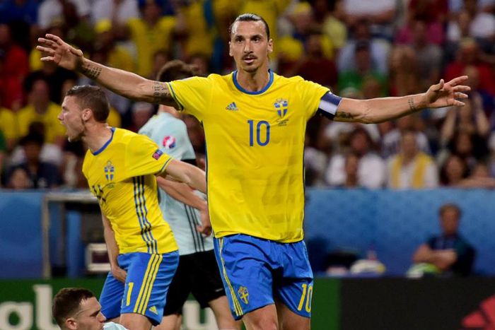 ___5323749___https:______static.pulse.com.gh___webservice___escenic___binary___5323749___2016___7___30___6___zlatanibrahimovic-cropped_9qxc7beonm4817koynfhwpn1z