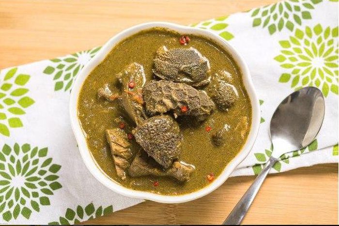  'Kuka' soup (Baobab leaves soup)(Telandeworld)