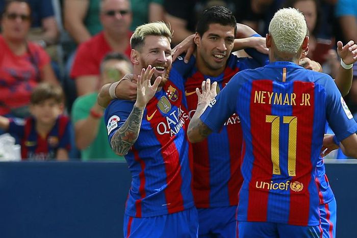 ___5538672___https:______static.pulse.com.gh___webservice___escenic___binary___5538672___2016___9___27___19___lionel-messi-luis-suarez-neymar-cropped_uugejyjz6kfh1hw142wedy28e_2