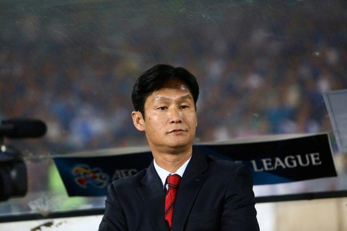 Jiangsu Suning, who have slumped to 15th in the Chinese Super League, have parted ways with coach Choi Yong-Soo