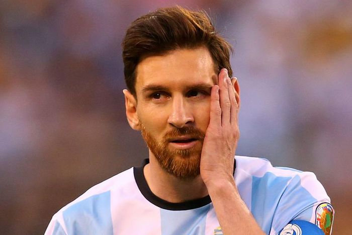 ___5410351___https:______static.pulse.com.gh___webservice___escenic___binary___5410351___2016___9___1___23___lionelmessi-cropped_kgxn639nofbi107o1lmfipxai_2