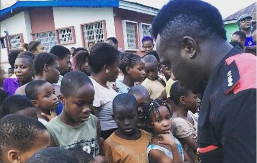 Duncan Mighty gives back to community