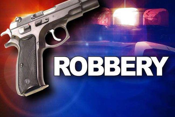 ___6649254___https:______static.pulse.com.gh___webservice___escenic___binary___6649254___2017___5___9___14___10_04_2017-robbery_varanasi