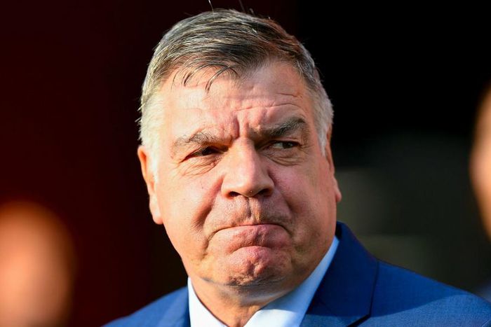 ___5539264___https:______static.pulse.com.gh___webservice___escenic___binary___5539264___2016___10___17___17___allardyce-cropped_e0pj3wvmsfw31wzt8a4r1ziu4_1