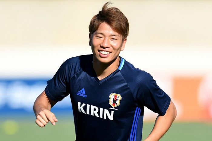 ___5423761___https:______static.pulse.com.gh___webservice___escenic___binary___5423761___2016___8___26___18___takuma-asano-cropped_n8zss7l7pvdr1461aj238g6j2_2