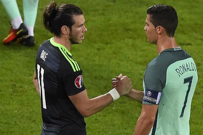___5234838___https:______static.pulse.com.gh___webservice___escenic___binary___5234838___2016___7___7___3___gareth-bale-and-cristiano-ronaldo_zx9xppwxore51hfp0qg23uig0