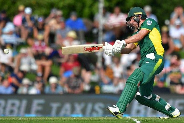 South Africa captain AB de Villiers is the 18th player to reach the 9,000 ODI run mark