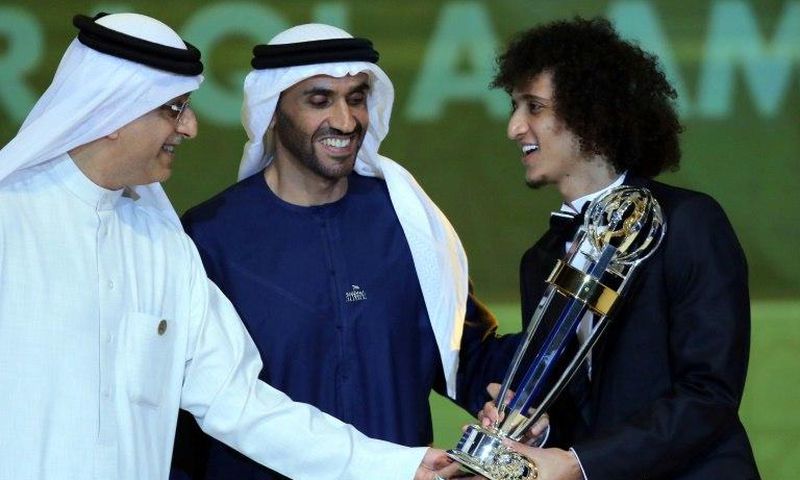 Asian player of the year Omar Abdulrahman (R) scored a brilliant double as Al Ain thrashed Esteghlal 6-1