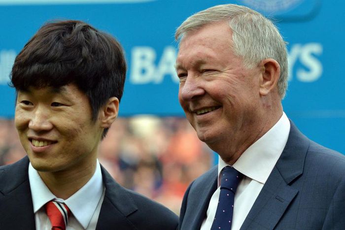 ___5517048___https:______static.pulse.com.gh___webservice___escenic___binary___5517048___2016___9___21___23___park-ji-sung-cropped_1j0fu2oscjciz14wtq1k5gcpqh_2