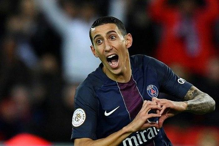 Paris Saint-Germain's Argentinian forward Angel Di Maria celebrates his goal during their match against Nantes on November 19, 2016