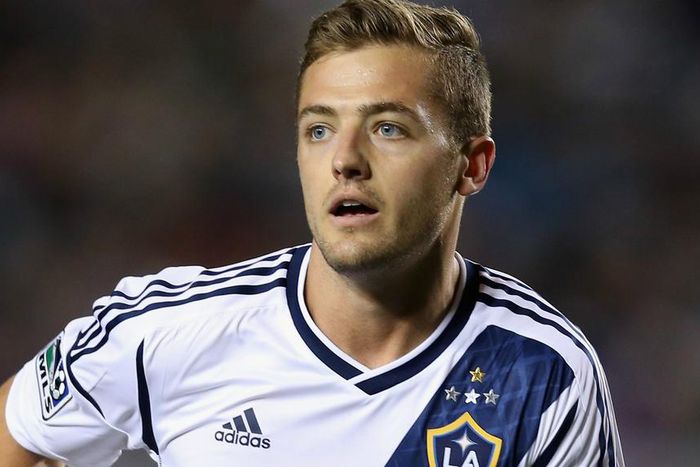 ___5403951___https:______static.pulse.com.gh___webservice___escenic___binary___5403951___2016___8___22___12___robbierogers-cropped_lxi4muv5bonp1hy646dtj8ej1