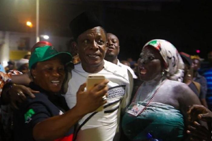 Nigerian actor Osuofia spotted at new Kwame Nkrumah interchange