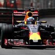 ___5089070___https:______static.pulse.com.gh___webservice___escenic___binary___5089070___2016___5___30___10___danielricciardo-cropped_1hjkt3v3mrtrk1fejq2kqt87c6