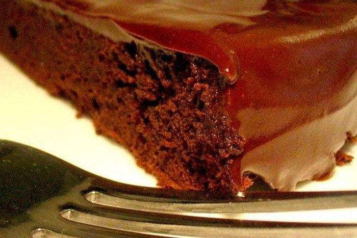 Flourless chocolate cake