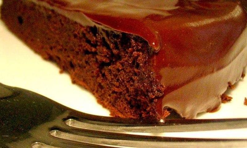 Flourless chocolate cake