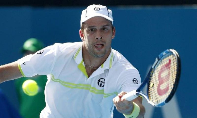 Gilles Muller wins his Sydney International semi-final having failed twice before
