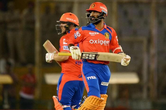 ___5008888___https:______static.pulse.com.gh___webservice___escenic___binary___5008888___2016___5___9___2___aaron-finch-dinesh-karthik-cropped_1o4ykkkczd4h51oe6drn3g6zyr